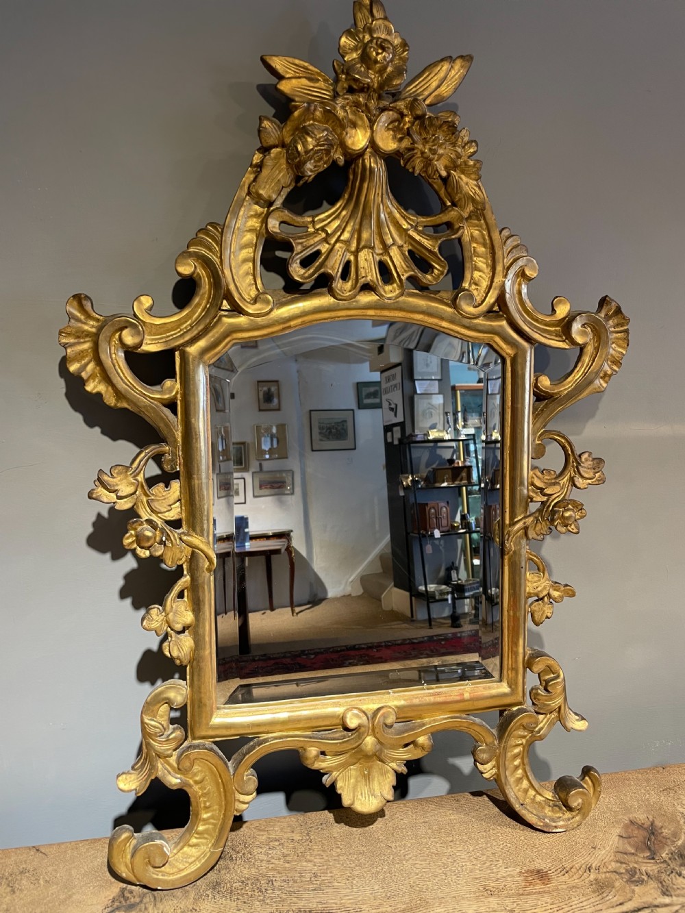 antique gilt mirror 24x37