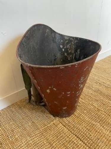 Early 20th Century Grape Hod