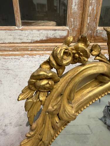 19th Century French Oval Gilt Mirror with Foliate Scrolls